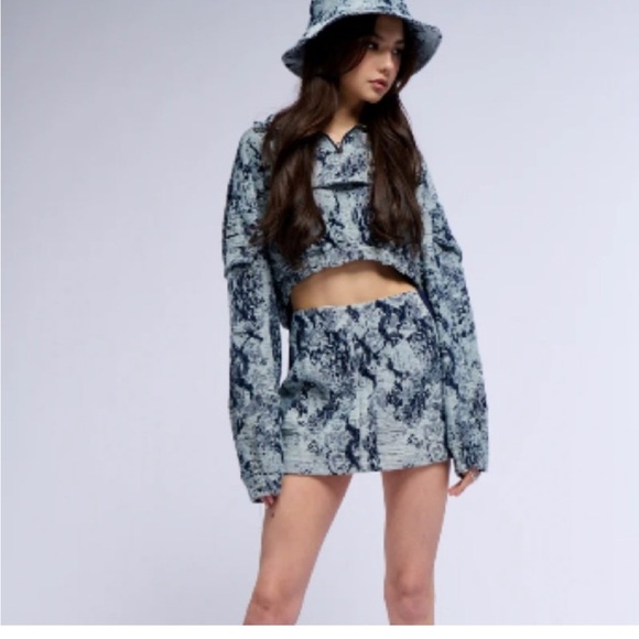 NWOT. AKIRA Floral Denim Skirt Set includes Bucket Hat. - Picture 3 of 6